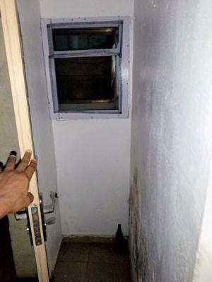 Very Tiny One Room Bq, No Kitchen, Admiralty Homes Estate, Alpha Beach Road, New-road Bustop, Igbo Efon, Lekki, Lagos, Self Contain (single Rooms) for Rent