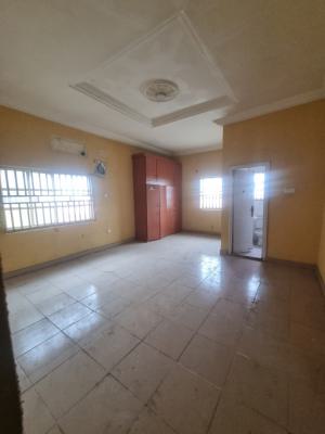 3 Bedroom Flat, Opposite Omole Phase 1, Ikeja, Lagos, House for Rent