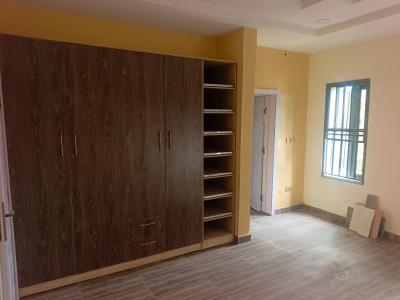 Spacious Studio Apartment, Jakande/ologolo, Lekki, Lagos, Self Contain (single Rooms) for Rent