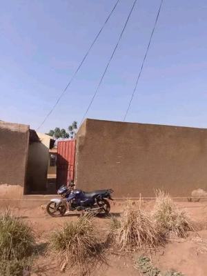 Dilapidated Distressed 2 Bedroom Bungalow on a Half Plot of Land, Abeokuta North, Ogun, Residential Land for Sale