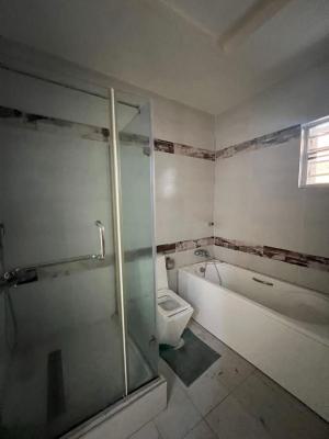 Spacious Masters Bed with Kitchen Upstairs, Orchid Road, Lekki, Lagos, Flat / Apartment for Rent