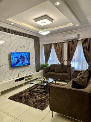 Elegant Two Bedroom Residence with Upscale Finishing, Off Admiralty, Lekki Phase 1, Lekki, Lagos, Flat / Apartment for Rent