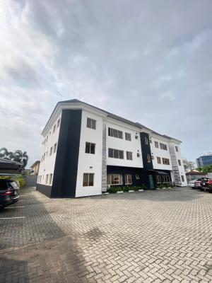 Ultra Luxury 3 Bedroom Apartment with Bq, Lekki Phase 1, Lekki, Lagos, Flat / Apartment for Rent