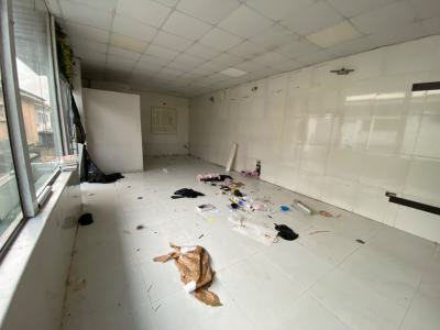 Shop Space Good for Saloon, Spa, Nails Etc, Bisola Durosinmi Etti Drive, Lekki Phase 1, Lekki, Lagos, Shop for Rent