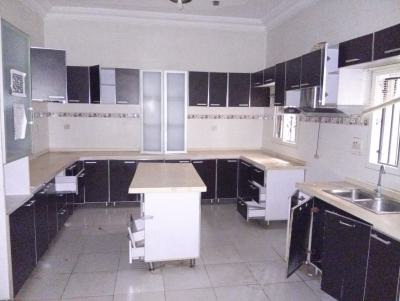 a Self Serviced 6 Bedroom Fully Detached Duplex with 2  Bq, Lekki Phase 1, Lekki, Lagos, Detached Duplex for Rent