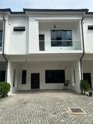 4 Bedroom Duplex, De-forthiet Estate, Ikota, Lekki, Lagos, Terraced Duplex for Sale