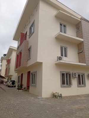5 Bedrooms Detached House with a Room Bq., Lekki Phase 1, Lekki, Lagos, Detached Duplex for Rent