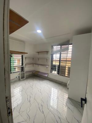 Spacious Serviced Room Self Contained in Lekki Right, By White Sands School Lekki Right, Lekki Phase 1, Lekki, Lagos, Self Contain (single Rooms) for Rent