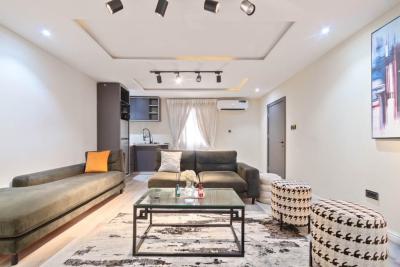 Luxury 2 Bedroom Apartment with Ps5 on Request, Lekki Phase One, Lekki, Lagos, Flat / Apartment Short Let