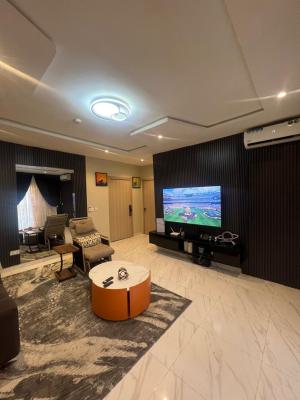 Luxury One Bedroom Apartment with Pool and Gym, Few Minutes Drive From Shoprite Mall, Lekki Phase 1, Lekki, Lagos, Flat / Apartment Short Let
