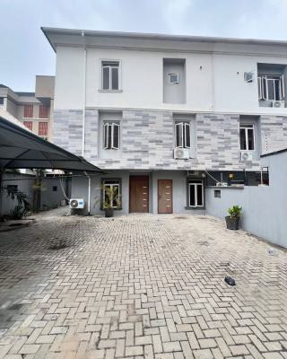 Spacious 5 Bedroom Detached Duplex, Lekki Phase 1, Lekki, Lagos, Semi-detached Duplex for Rent