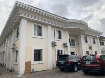 Spacious 5 Bedroom Penthouse Apartment, Off Admiralty Way, Lekki Phase 1, Lekki, Lagos, Flat / Apartment for Rent