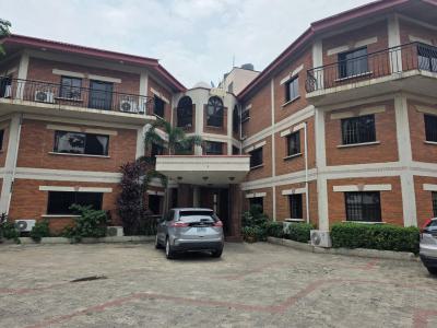 Well Maintained Standard Spacious Ensuit 3 Bedroom Apt  with Swimming, Parkview Est, Ikoyi, Lagos, Flat / Apartment for Rent