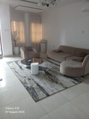 Lovely 2 Bedroom Flat, Herbert Marcauley Way, Yaba, Lagos, Flat / Apartment for Rent