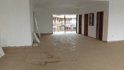 200sqm Non Alcoholic Restaurant Or Show Room, Aminu Kano Crescent, Wuse 2, Abuja, Plaza / Complex / Mall for Rent