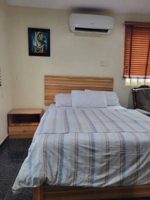 Neat Studio Apartment with Excellent Space, Ikeja, Lagos, Flat / Apartment Short Let