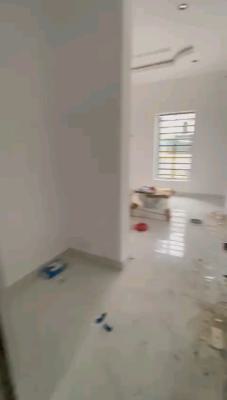 Spacious and Exclusive 3 Bedrooms Apartment, Anthony, Maryland, Lagos, Flat / Apartment for Rent