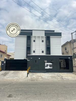 Contemporary 2 Bedroom Apartment with Swimming Pool and Elevator, Lekki, Lagos, Flat / Apartment for Sale