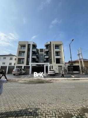 Modern 3-bedroom Apartment with Bq, Lekki Phase 1, Lekki, Lagos, Flat / Apartment for Rent
