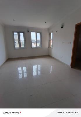 Spacious Room and Parlour Mini Flat Upstairs, Ikate Axis Off Kusenla Rd, Lekki Phase 1, Lekki, Lagos, Mini Flat (room and Parlour) for Rent
