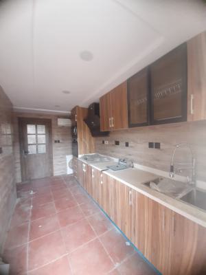 Brand New and Self-serviced 3 Bedroom En-suite Flat with Fitted Kitche, Lekki Phase 1, Lekki, Lagos, Flat / Apartment for Rent