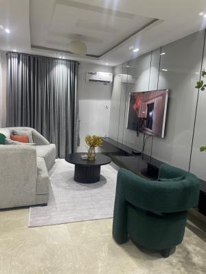 Luxury 3-bedroom Apartment, Gra Phase 2, Magodo, Lagos, Flat / Apartment Short Let
