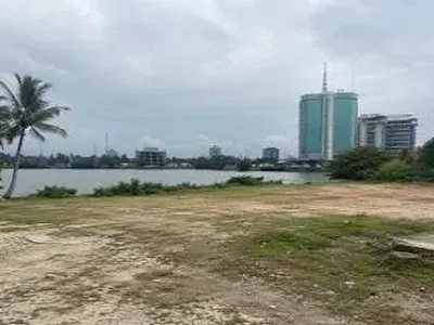 8, 000SQM Waterfront Land