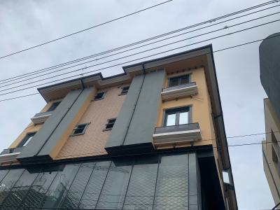 Well Maintained 2bedrooms Flat, Yaba, Lagos, Flat / Apartment for Rent