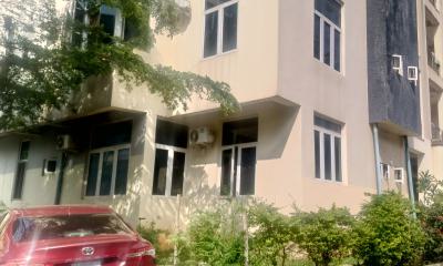 3 Bedroom Block of Flat, 1st Floor, Edwin Clark Street Guzape, Guzape District, Abuja, Flat / Apartment for Sale