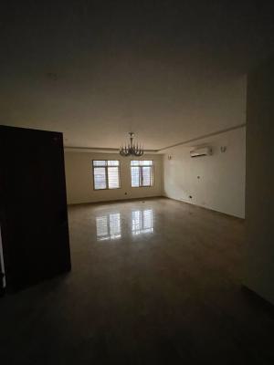 Luxury 3 Bedroom Flat with Excellent Finishing, Close Proximity Shaffa Filling Station, Guzape District, Abuja, Flat / Apartment for Rent