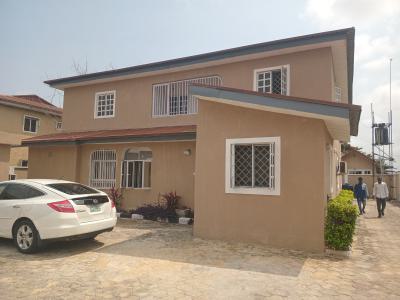Spacious 4 Bedroom Apartment Upstairs Self Serviced, Lekki Phase 1, Lekki, Lagos, Flat / Apartment for Rent