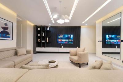 Luxury 3bed Smart Home Apartment - Distress, Admiralty Way, Lekki Phase 1, Lekki, Lagos, Flat / Apartment for Sale