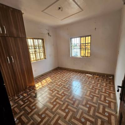 3 Bedroom Apartment (ensuite), Shangisha, Magodo, Lagos, Flat / Apartment for Rent