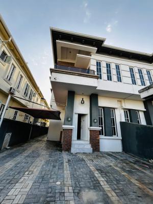 Distress 4bedroom with Bq and Security House Self Compound, Ologolo, Lekki, Lagos, House for Sale
