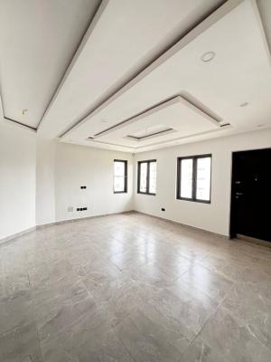 Spacious 2, Bedroom Apartment, Lekki Phase 1, Lekki, Lagos, Flat / Apartment for Rent