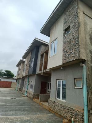 2 Bedroom, Off Ijede Road, Ikorodu, Lagos, Terraced Duplex for Sale