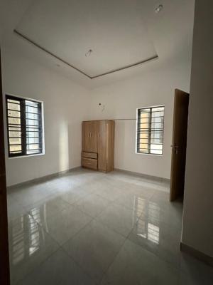 Standard Single Room Selfcontain Duplex  Shared Apt (semi Master), Orchid Road Lekki Royal Pine Estate, Lekki, Lagos, Self Contain (single Rooms) for Rent