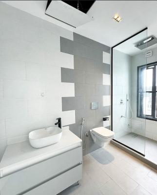 Fully Furnished and Serviced 3 Bedroom Apartment with Pool &gym, Oniru, Victoria Island (vi), Lagos, Flat / Apartment for Rent