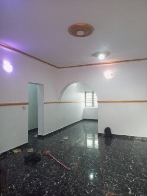 Clean 2 Bedroom, Bucknor Estate, Isolo, Lagos, Flat / Apartment for Rent