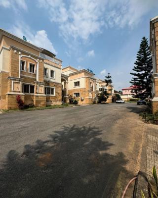 a Well-built Serviced 3 Bedroom Semi-detached Duplex + 1bq, Maitama District, Abuja, Semi-detached Duplex for Rent