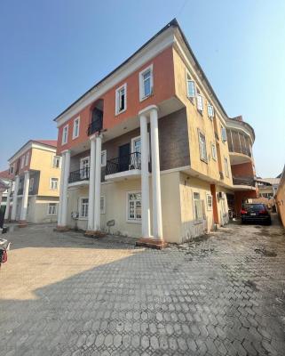 Lovely 3 Bedroom Apartment with Bq, Chevron, Lekki, Lagos, Block of Flats for Sale