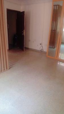 a Neatly Used Studio in a Secured Estate, Mike Adegbite Avenue, Lekki Phase 1, Lekki Phase 1, Lekki, Lagos, Self Contain (single Rooms) for Rent