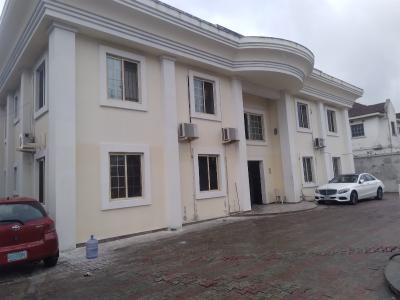 Spacious Five (5) Bedroom Penthouse, Lekki Phase 1, Lekki, Lagos, Flat / Apartment for Rent