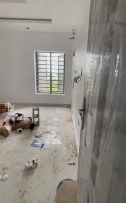 a Standard Spacious and Exclusive 3 Bedrooms Apartment, Anthony, Maryland, Lagos, Flat / Apartment for Rent