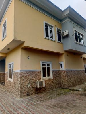 Spacious 2 Bedroom Flat Ground-floor Ensuite, Off Admiralty Way, Lekki Phase 1, Lekki, Lagos, Flat / Apartment for Rent