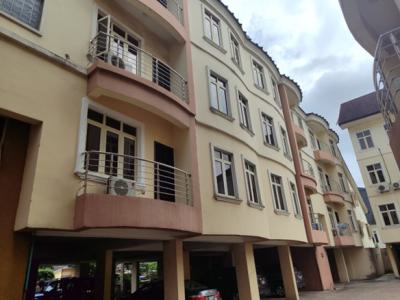Luxury 3 Bedroom Flat, Yaba Gra, Yaba, Lagos, Flat / Apartment for Sale