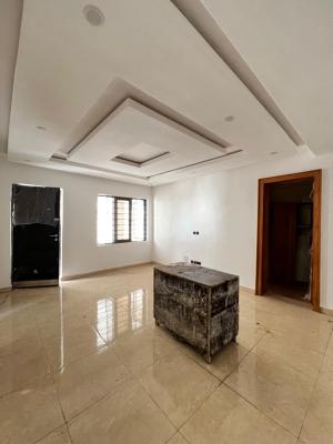 1 Bedroom Apartment, Lekki Phase 1, Lekki, Lagos, Flat / Apartment for Rent