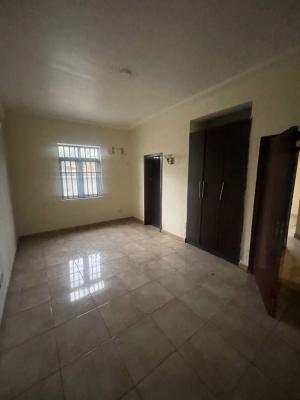 1 Room Shared Apartment, John Okafor Estate, Agungi, Lekki, Lagos, Self Contain (single Rooms) for Rent