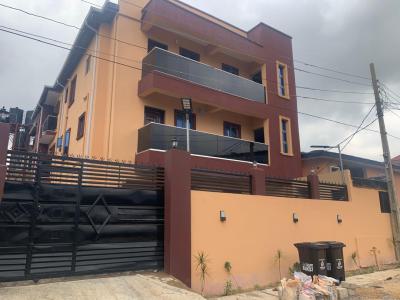 Decent and Standard 2 Bedrooms Apartment. All Rooms En-suite, Oworonshoki, Shomolu, Lagos, Flat / Apartment for Rent