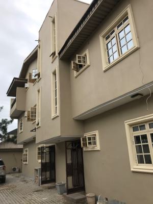 Newly Renovated 4 Bedroom Paint House  @lekki Phase 1, Lekki Phase 1, Lekki, Lagos, House for Rent